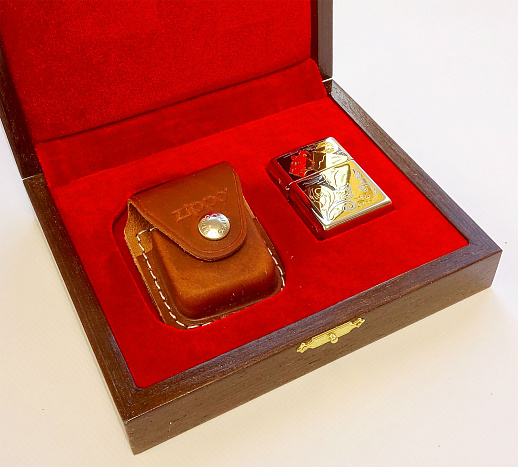 Подарочная зажигалка Zippo "Орел" № 3 купить с доставкой Подарочная зажигалка Zippo "Орел" № 3