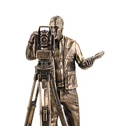 Бронзовая статуэтка «Геодезист» на подставке — фотография 2
