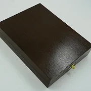 Книга в кожаном переплете «Бар-путеводитель по коктейлям» — фотография 3
